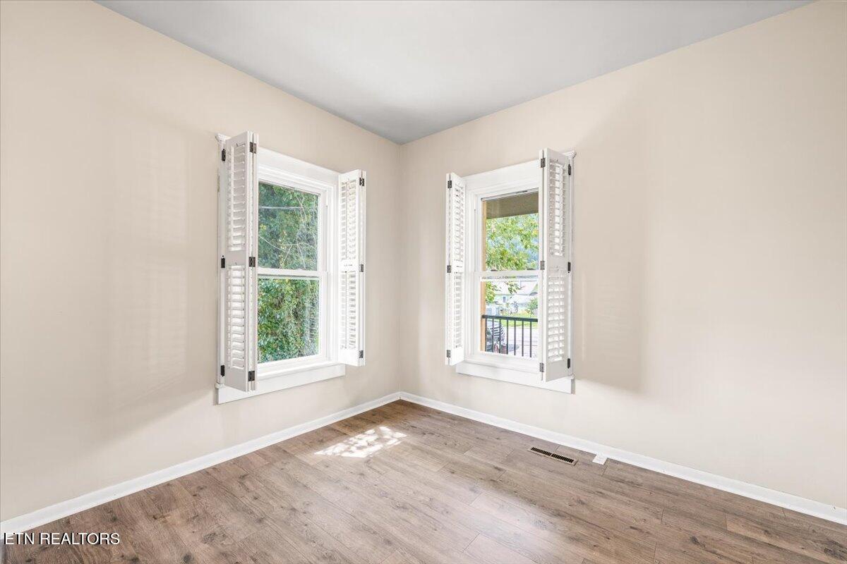 306 E Walden St, LaFollette