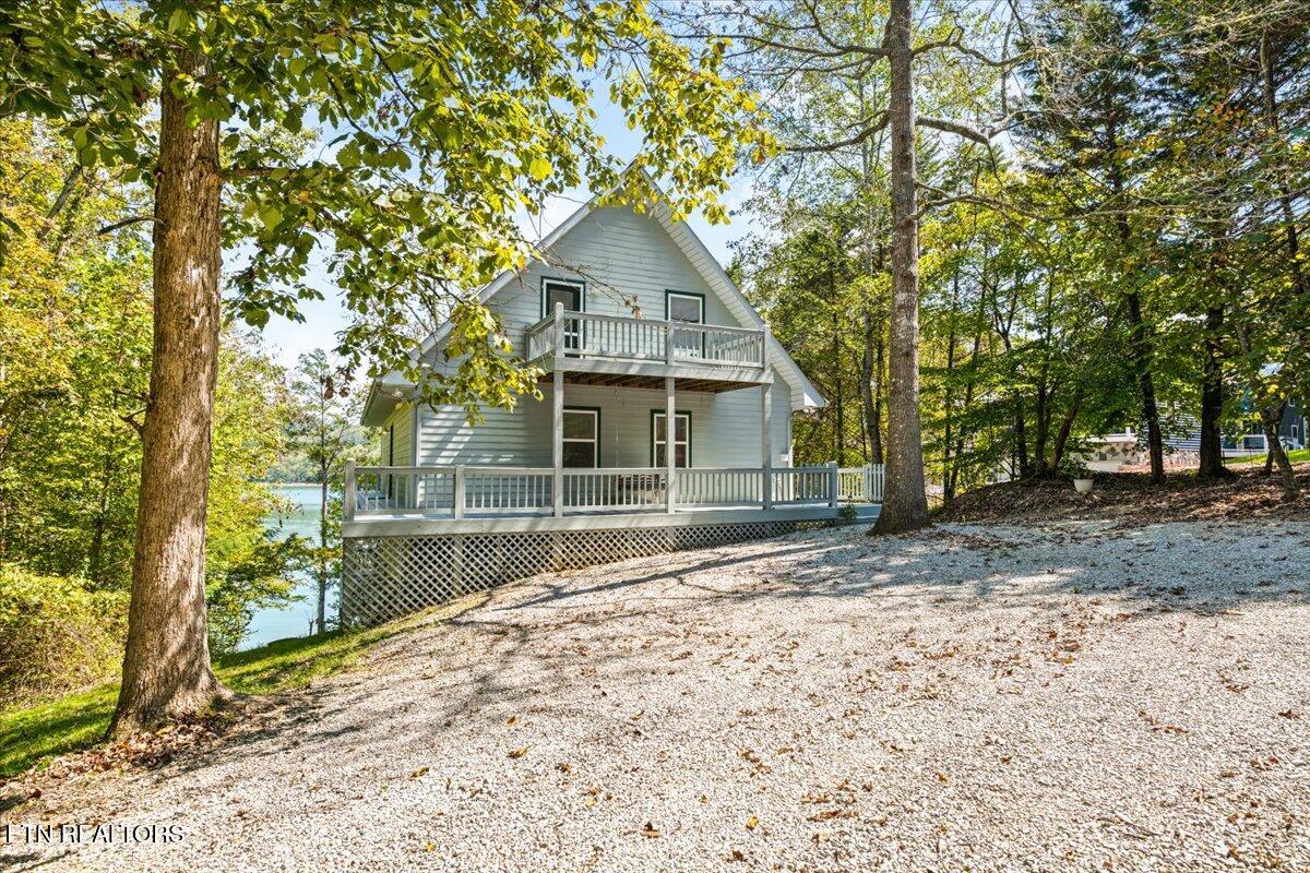 939 E Norris Point Rd, LaFollette