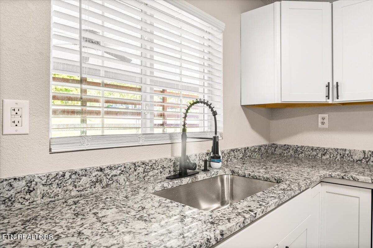 307 N 21st St, LaFollette