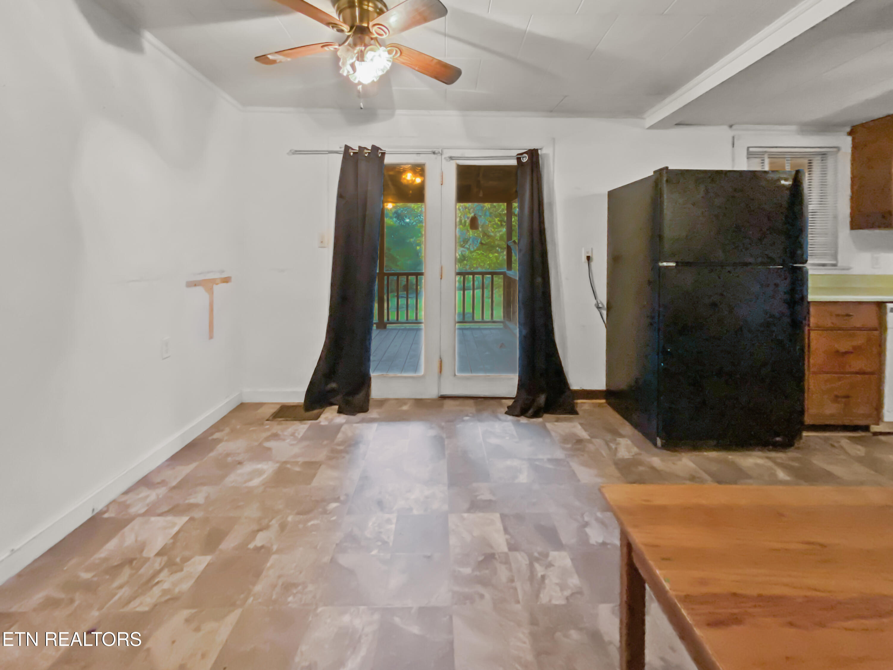 503 E Prospect St, LaFollette