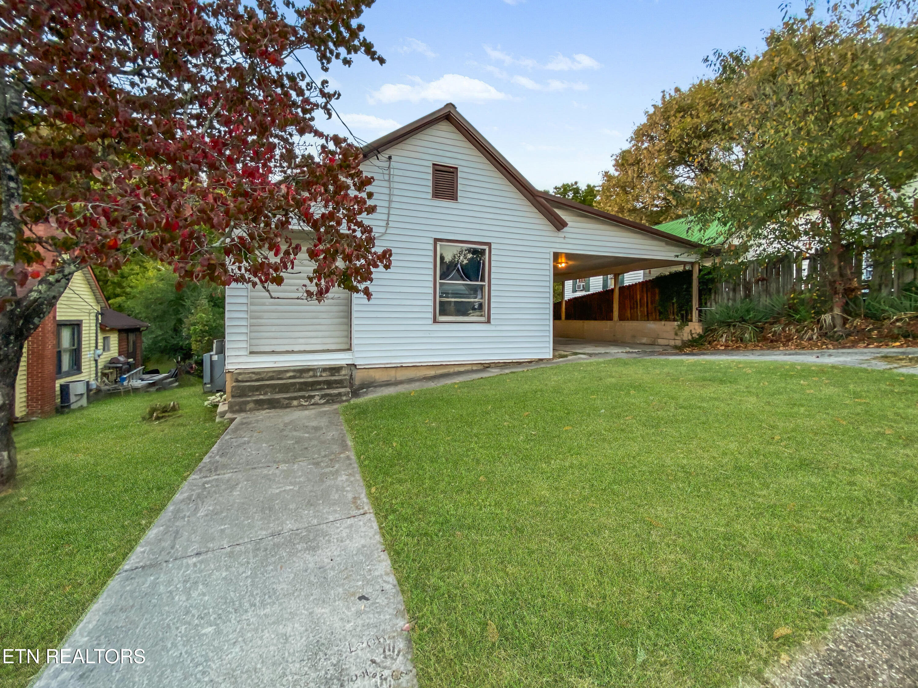 503 E Prospect St, LaFollette