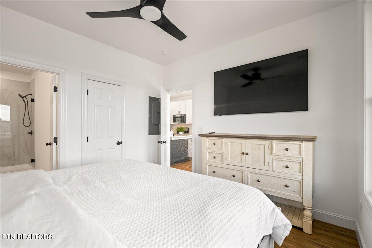 150 E Harbor View Lane, LaFollette