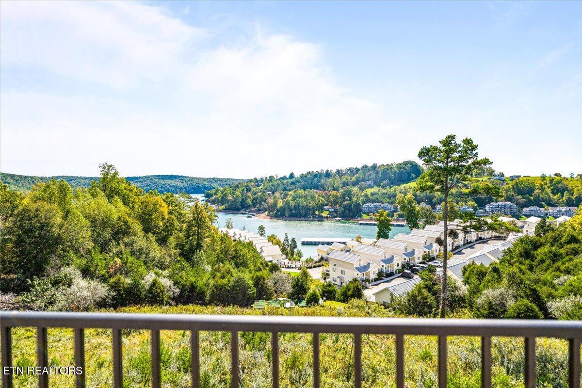 150 E Harbor View Lane, LaFollette