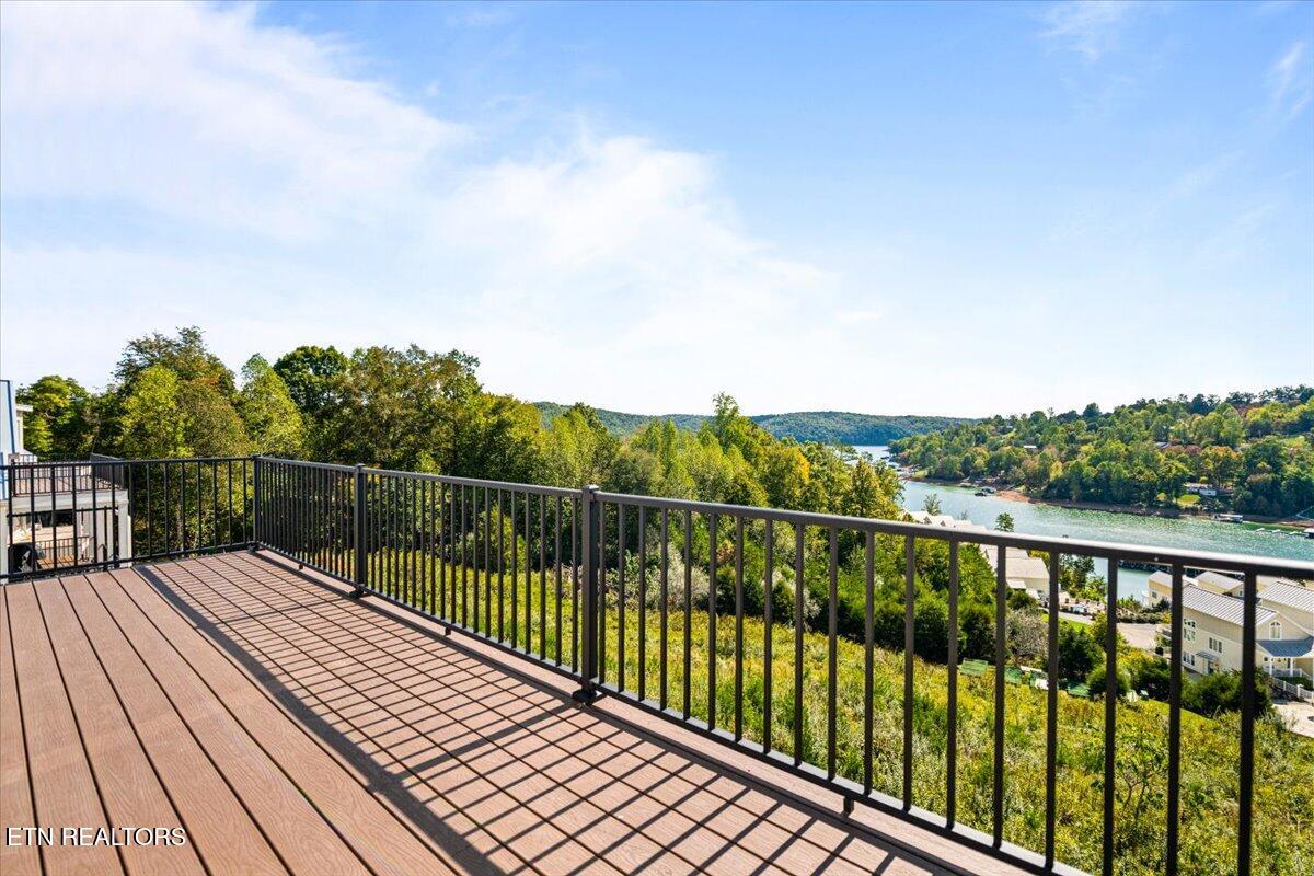 150 E Harbor View Lane, LaFollette