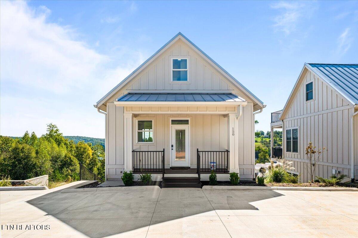 150 E Harbor View Lane, LaFollette