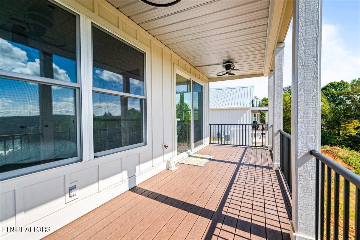 150 E Harbor View Lane, LaFollette