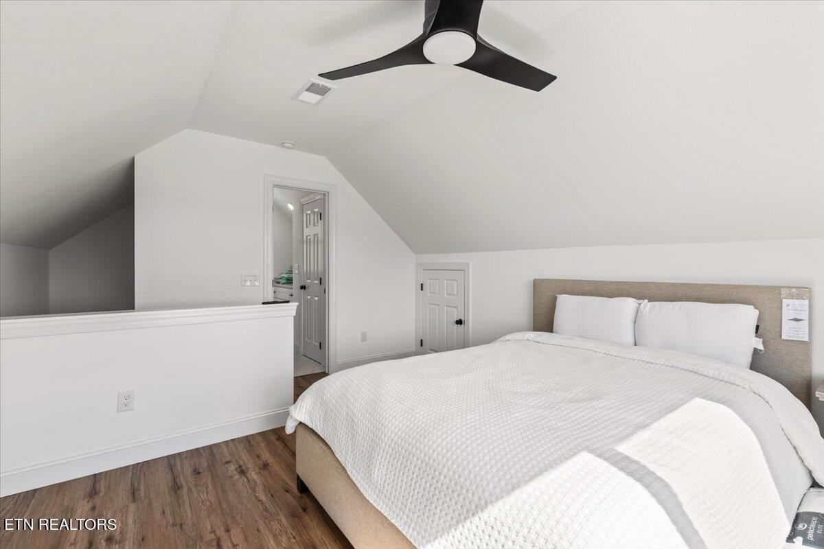 150 E Harbor View Lane, LaFollette