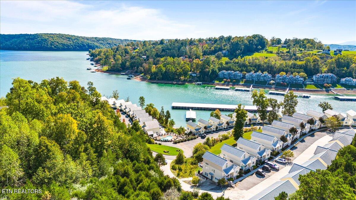 150 E Harbor View Lane, LaFollette