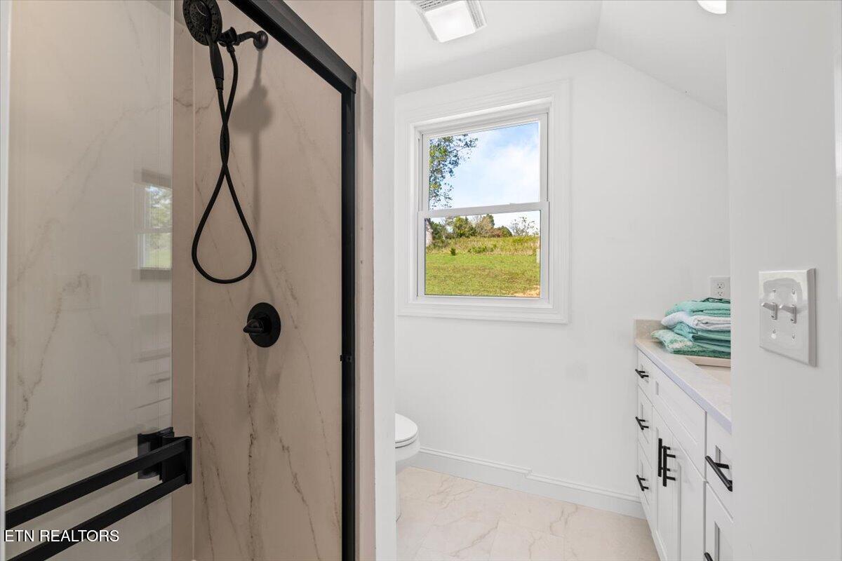 150 E Harbor View Lane, LaFollette