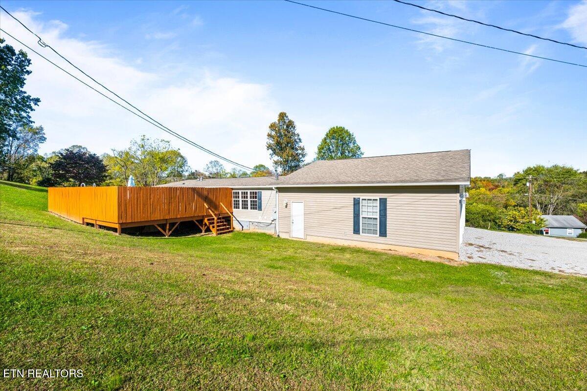 114 Myrtle Vinsant Lane, Jacksboro