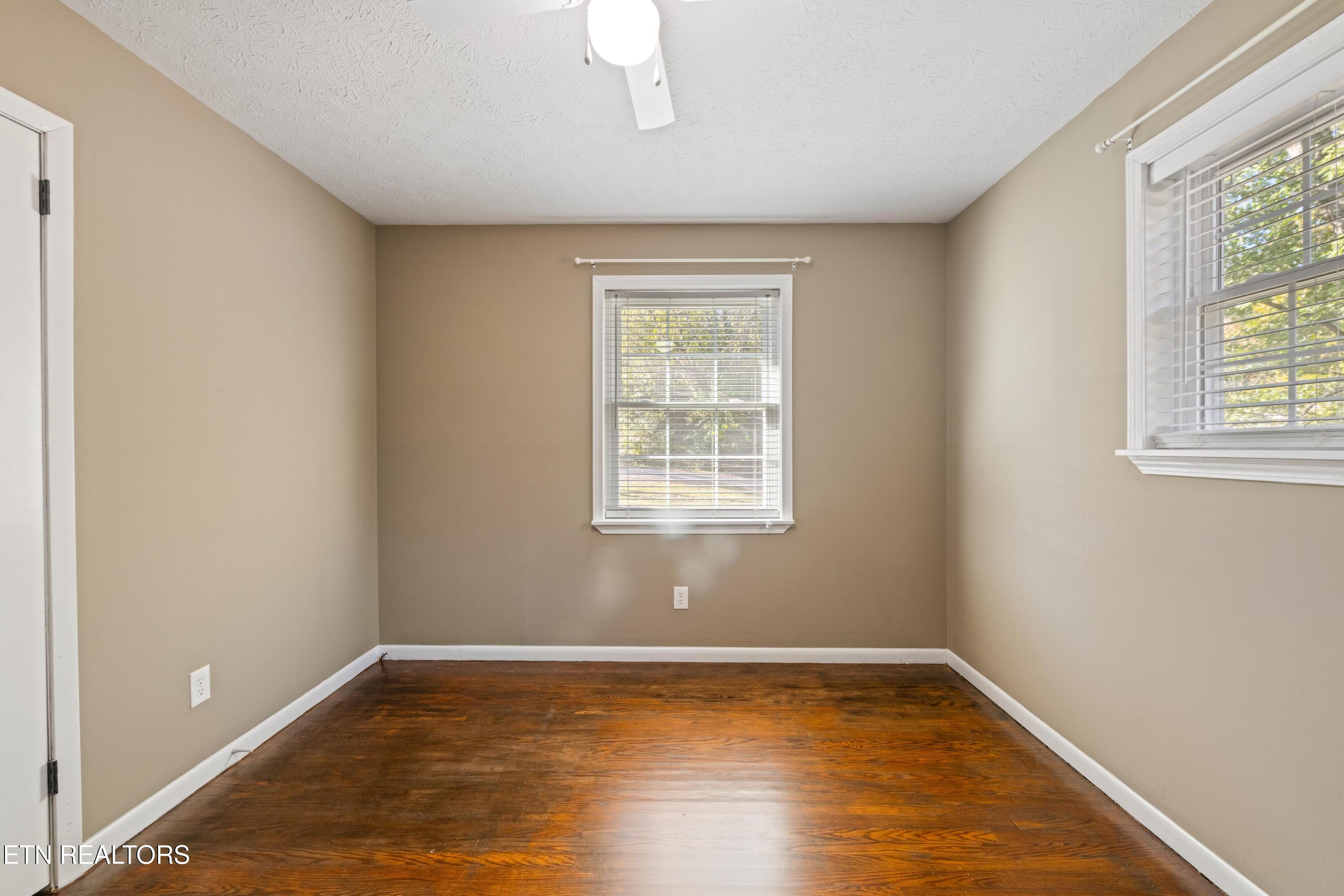 130 Pike Lane, Caryville