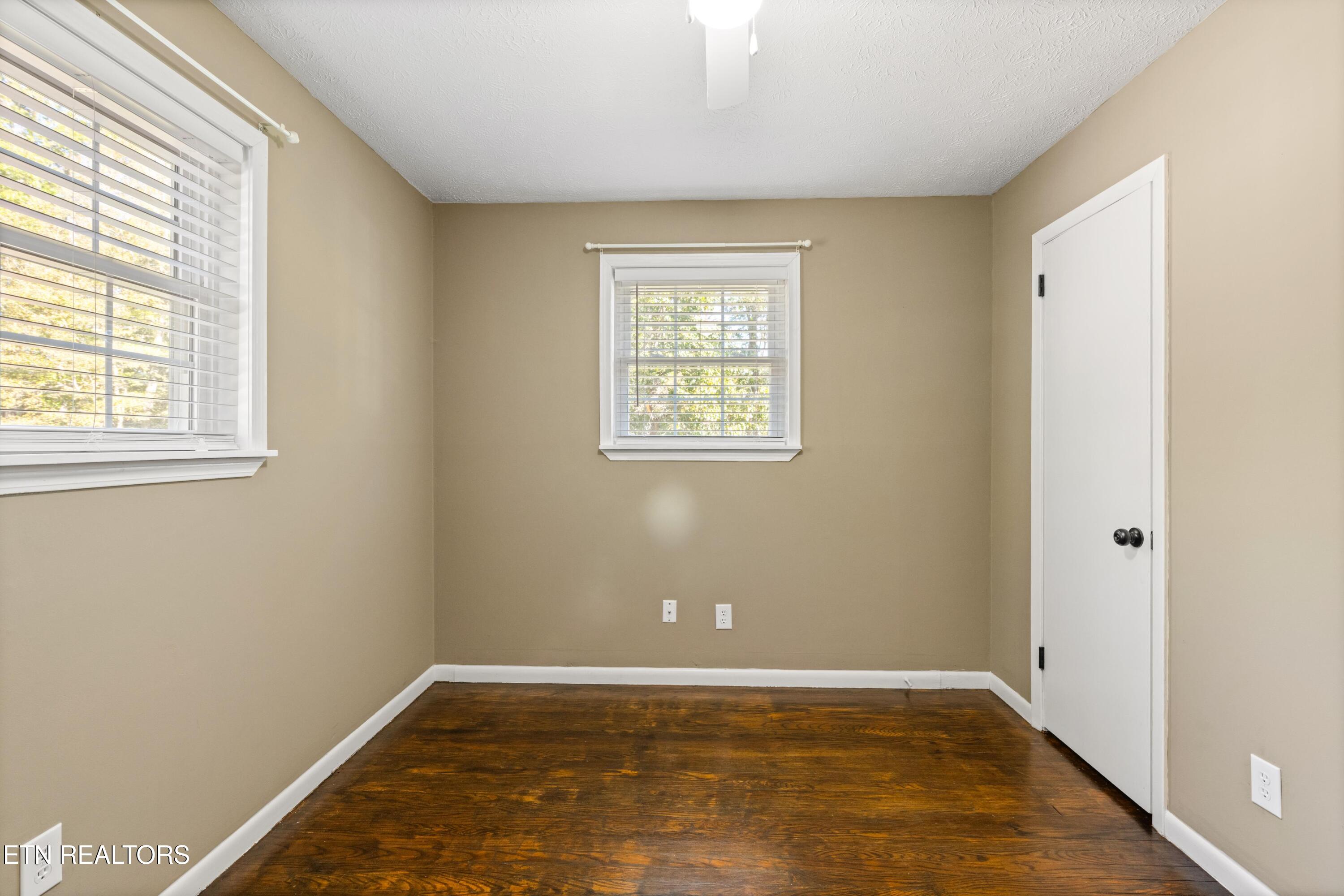 130 Pike Lane, Caryville