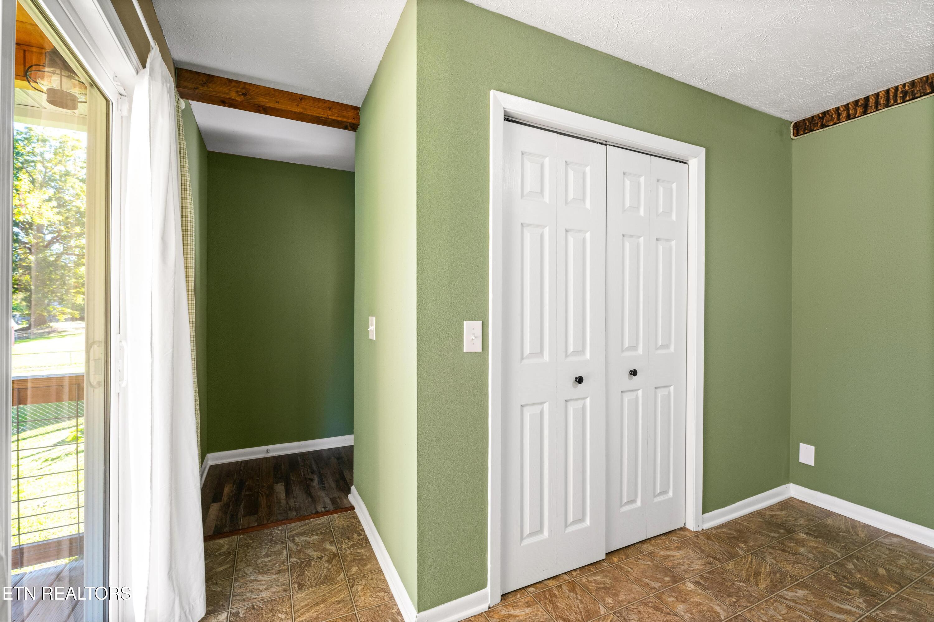 130 Pike Lane, Caryville