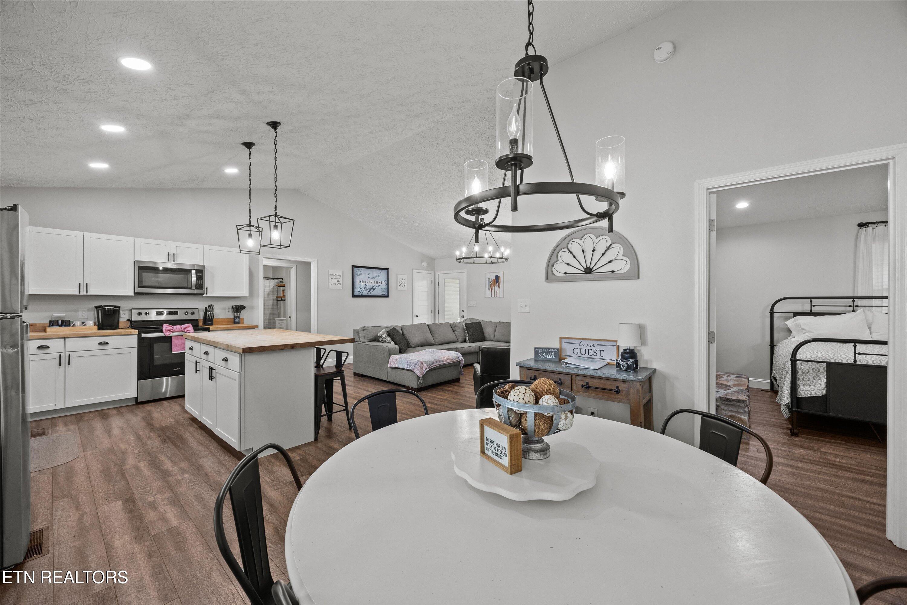 1305 Cove Pointe Rd, LaFollette