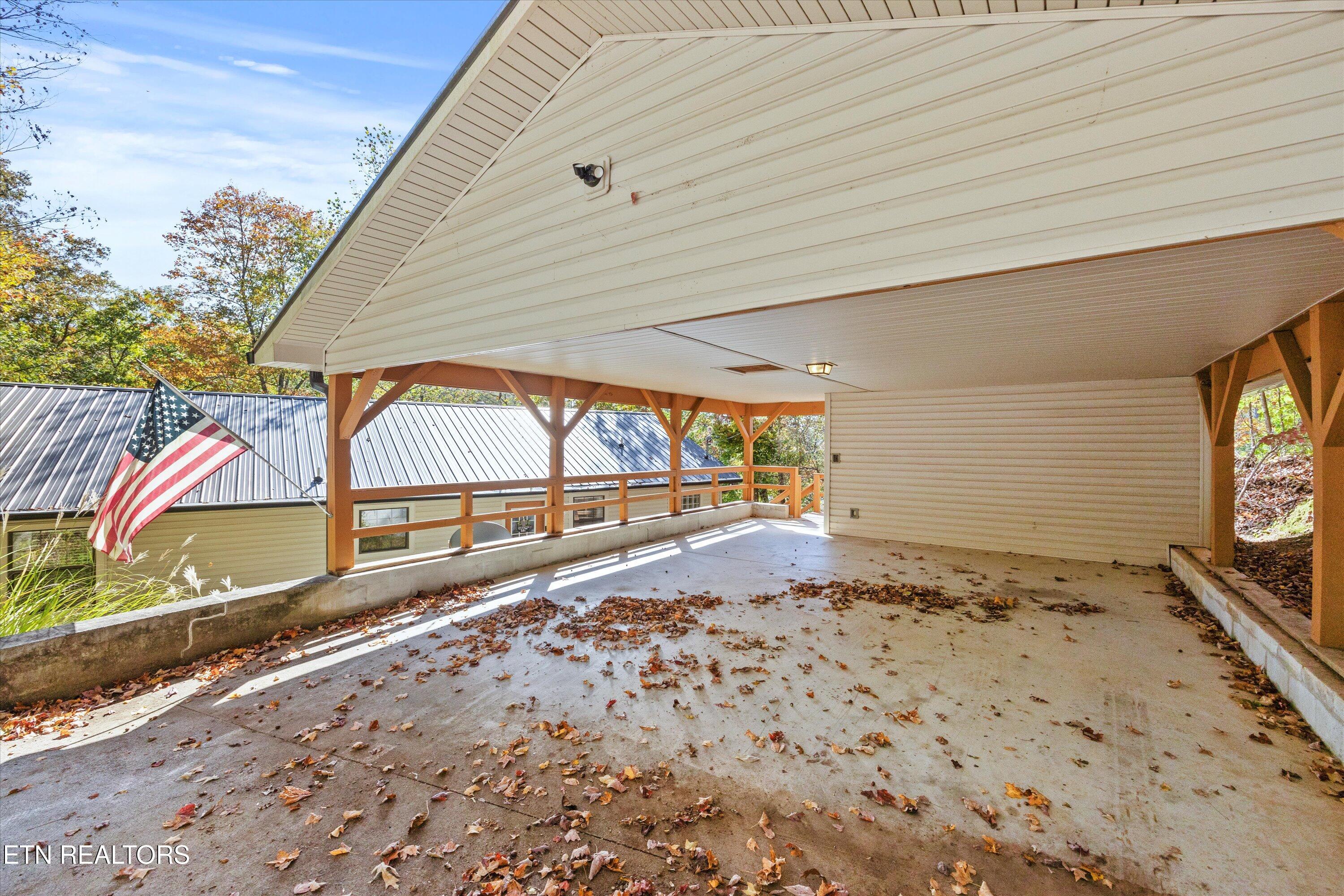 1305 Cove Pointe Rd, LaFollette