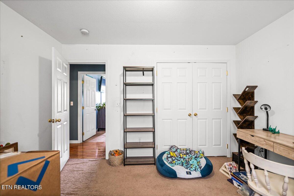 115 Sam William Lane