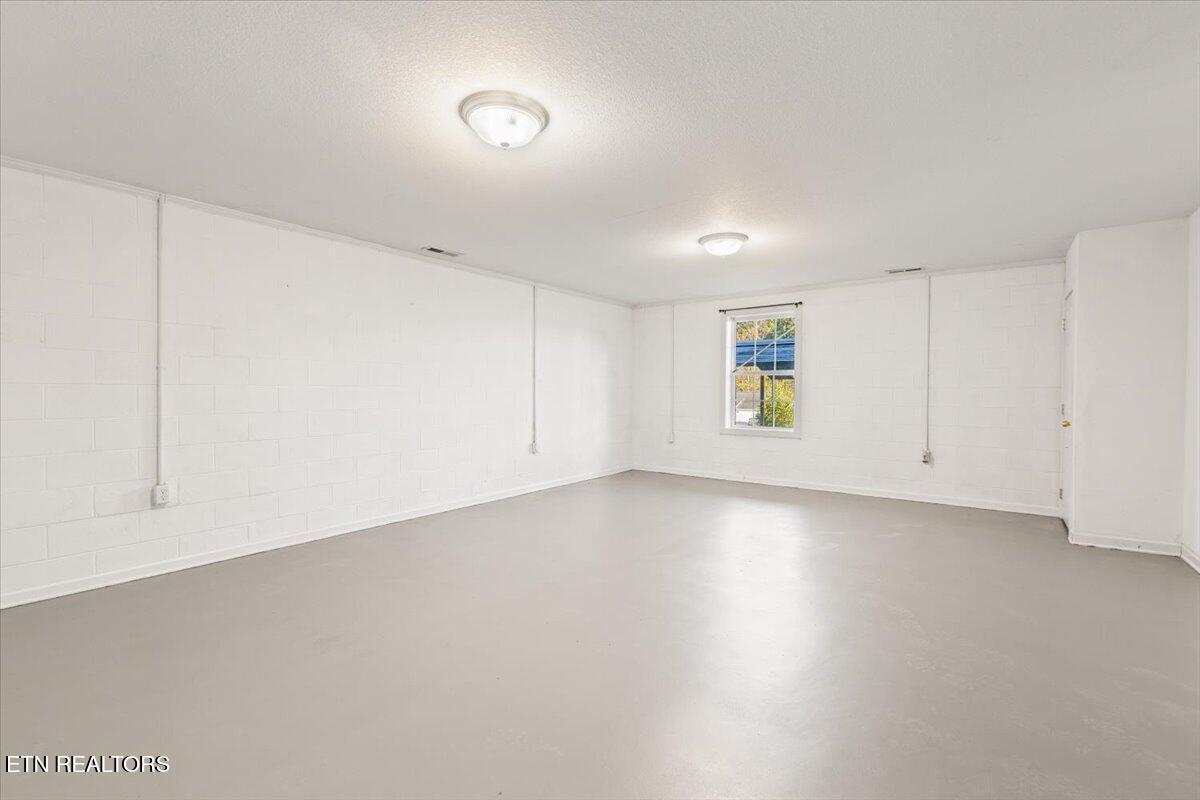 115 Sam William Lane