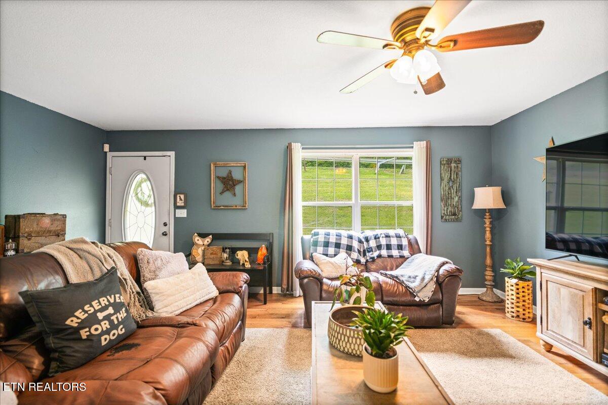 115 Sam William Lane