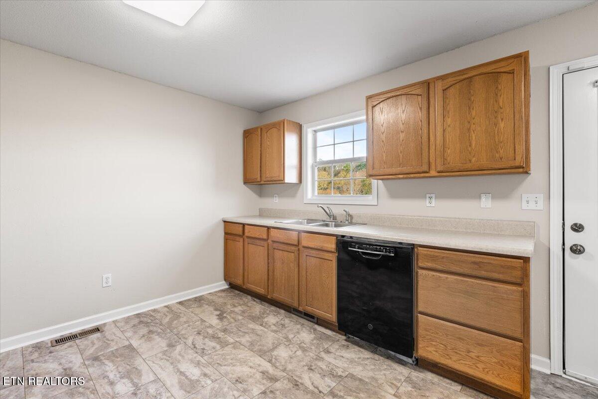 115 Sam William Lane