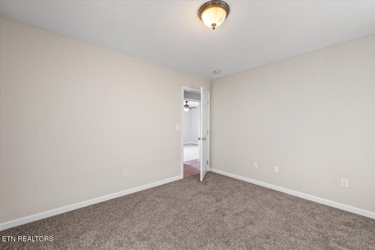 115 Sam William Lane