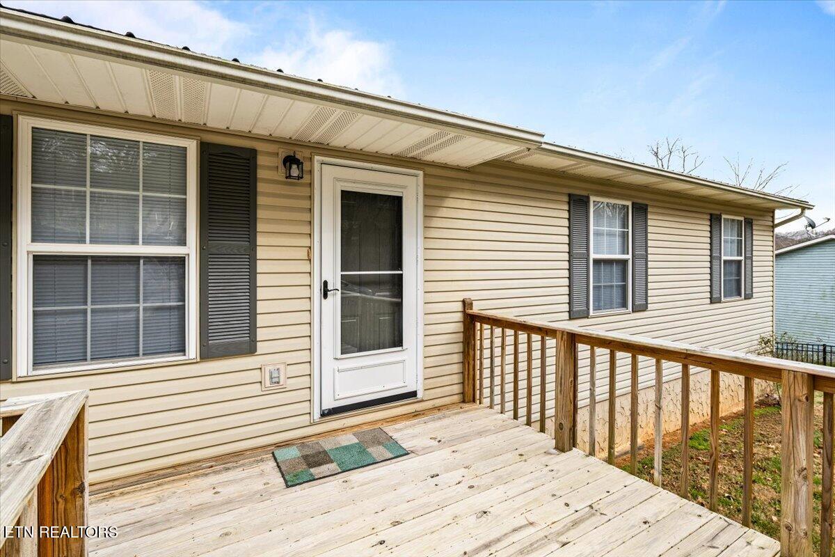 111 Jessica Lane, LaFollette