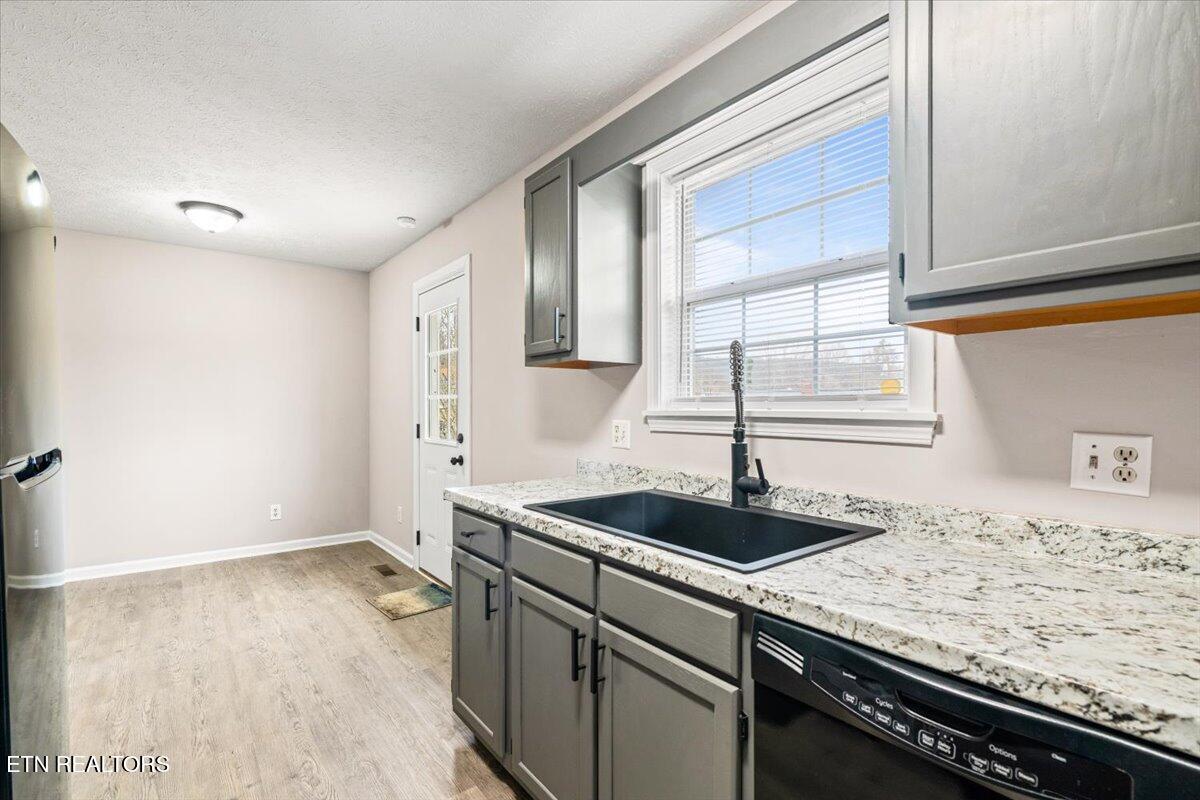 111 Jessica Lane, LaFollette