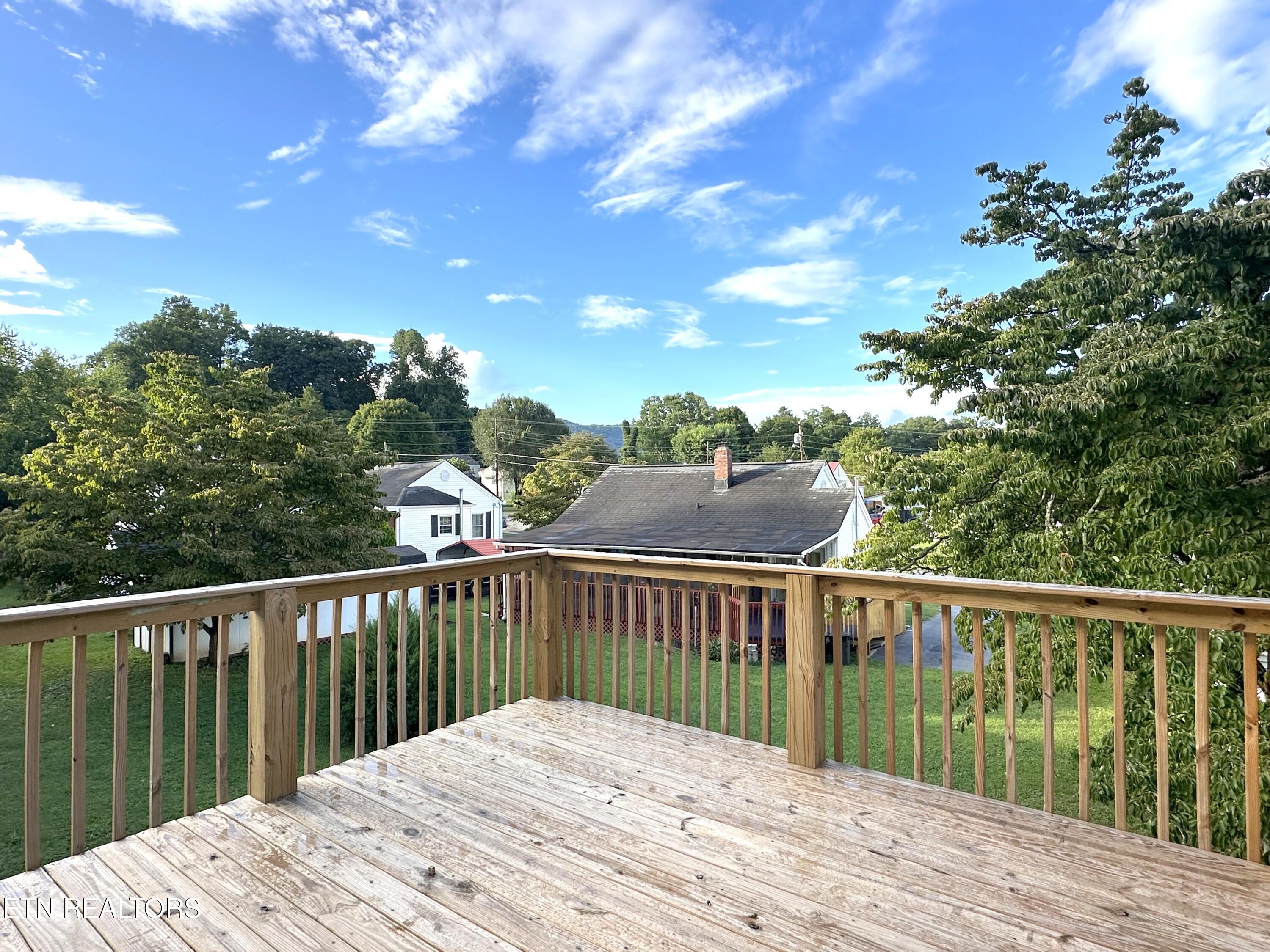 111 Jessica Lane, LaFollette