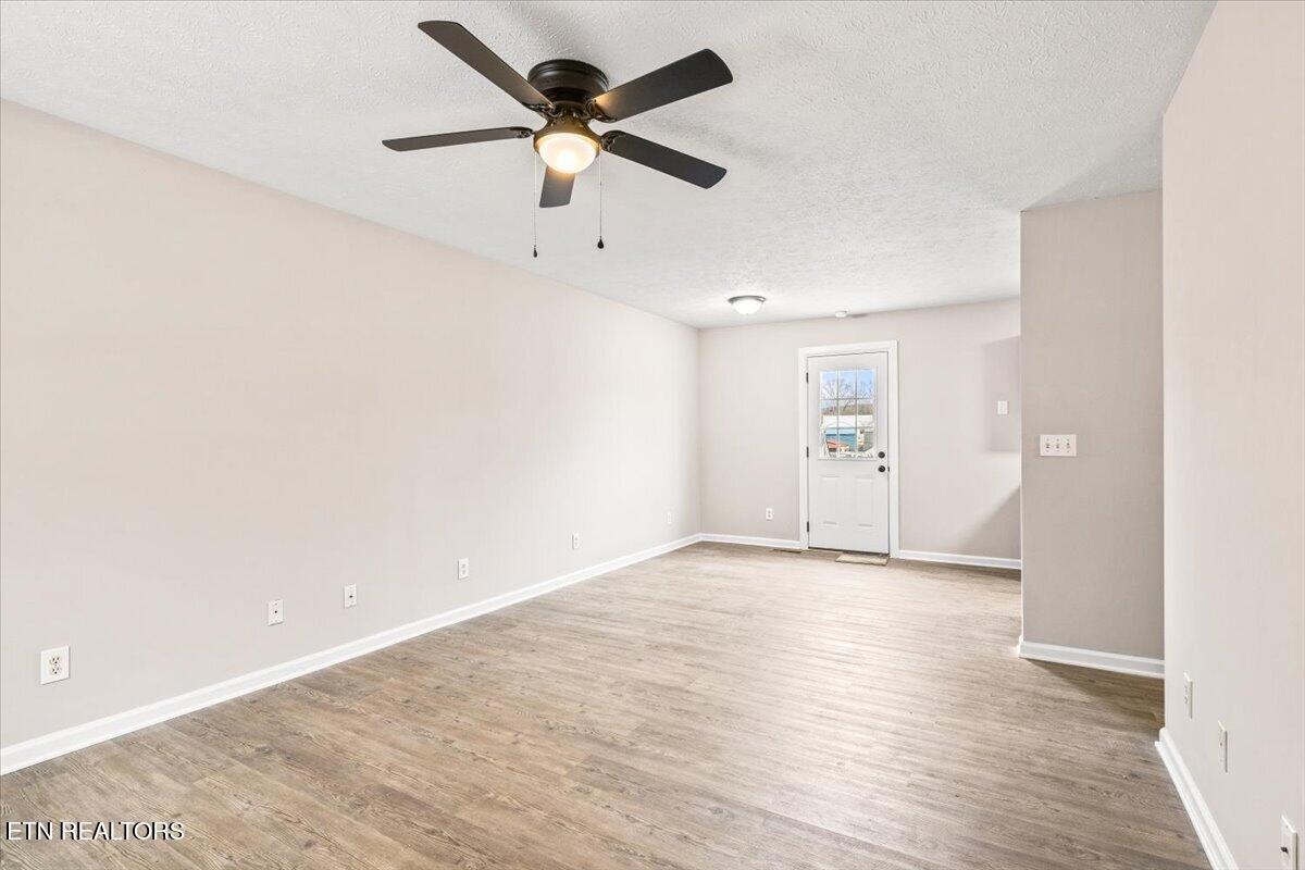 111 Jessica Lane, LaFollette