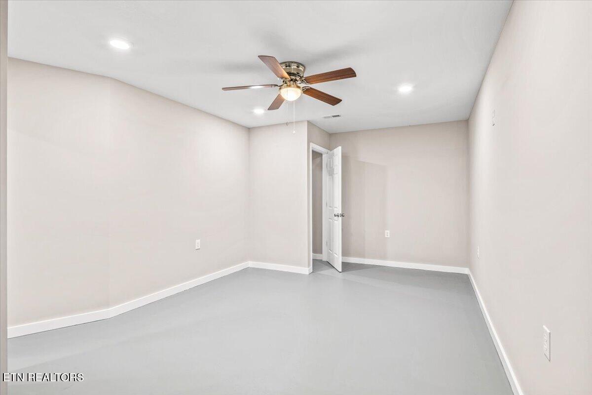 111 Jessica Lane, LaFollette