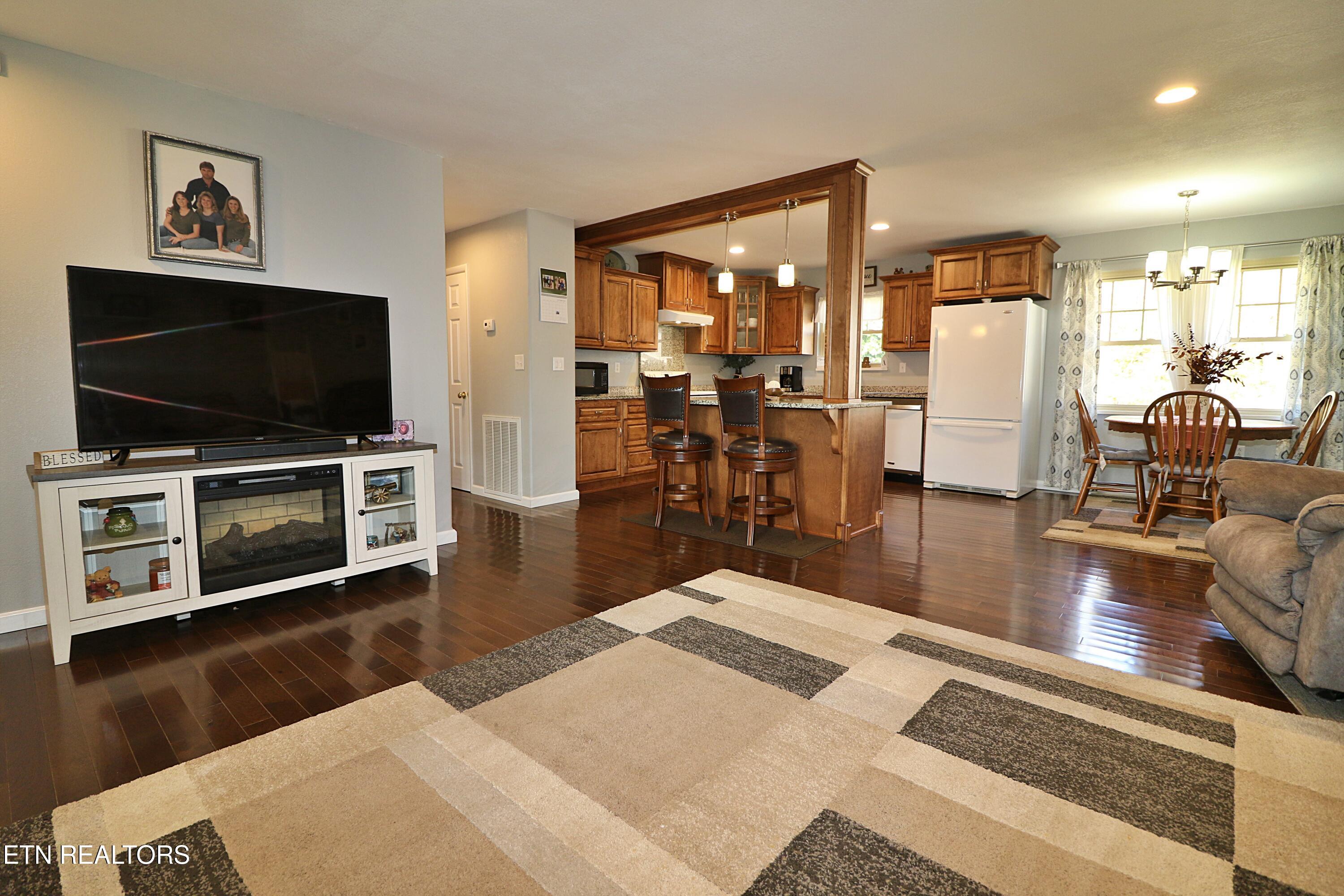 1058 Mountain View Rd