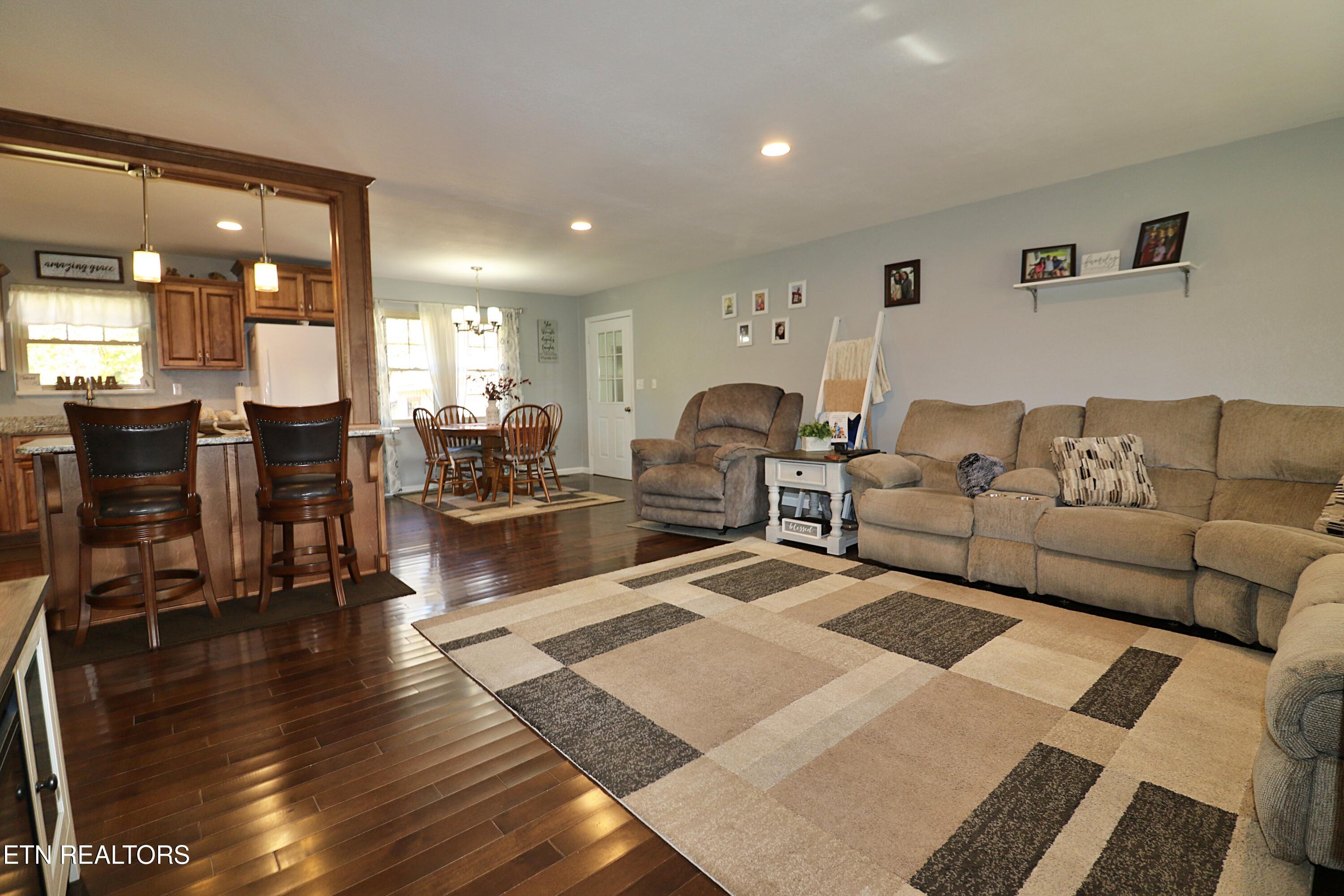 1058 Mountain View Rd