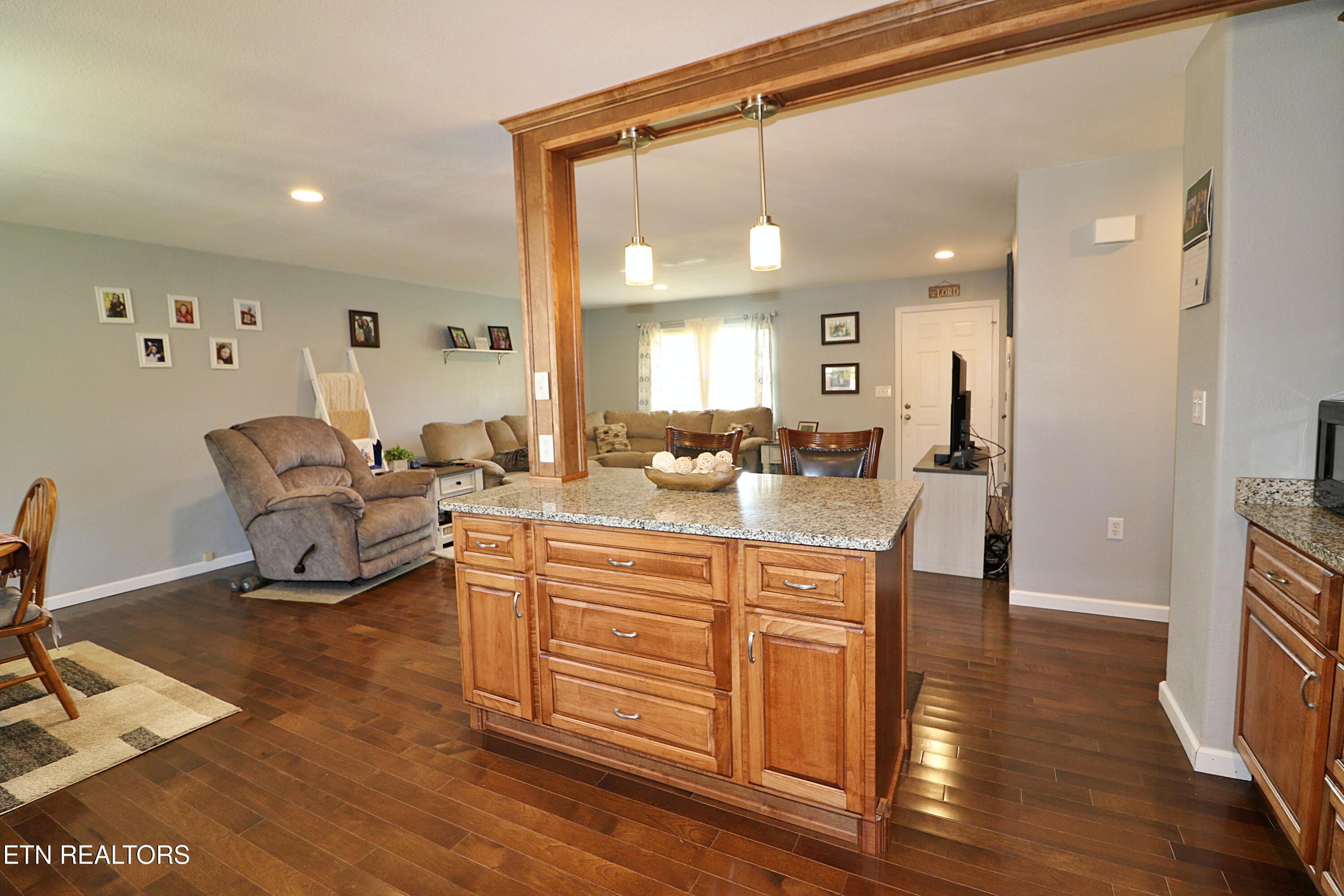 1058 Mountain View Rd