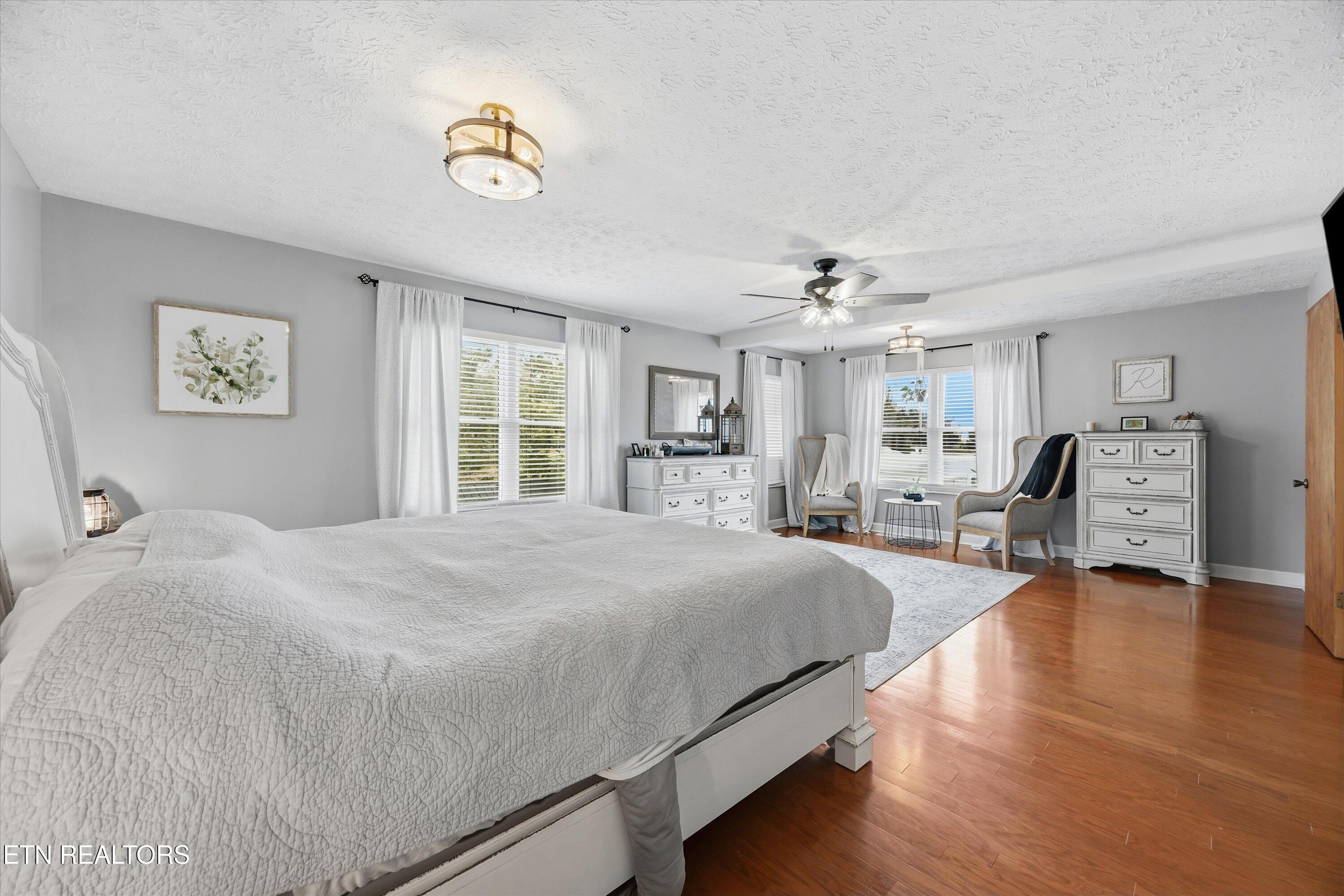 288 Forks Grove Rd, LaFollette