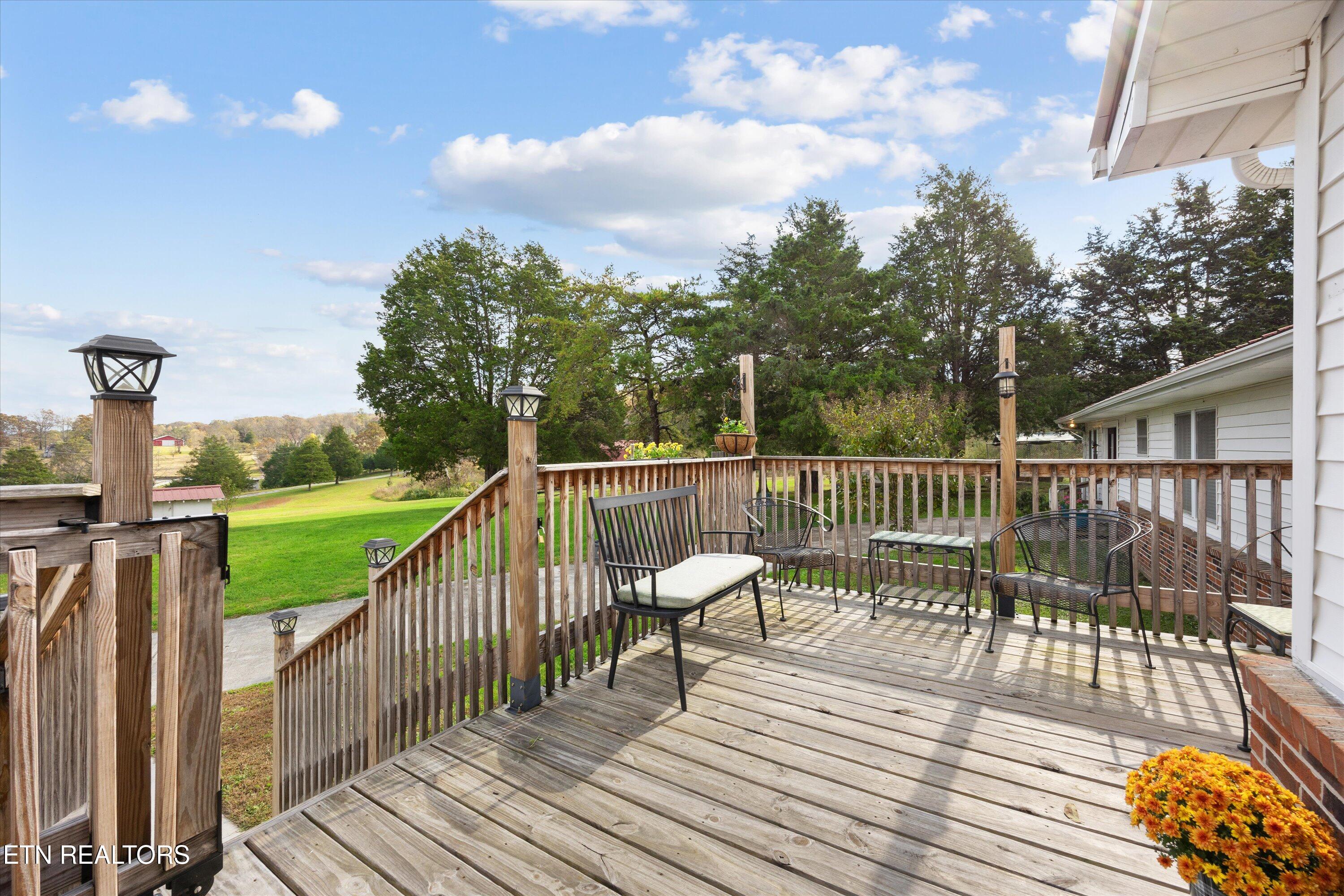 288 Forks Grove Rd, LaFollette