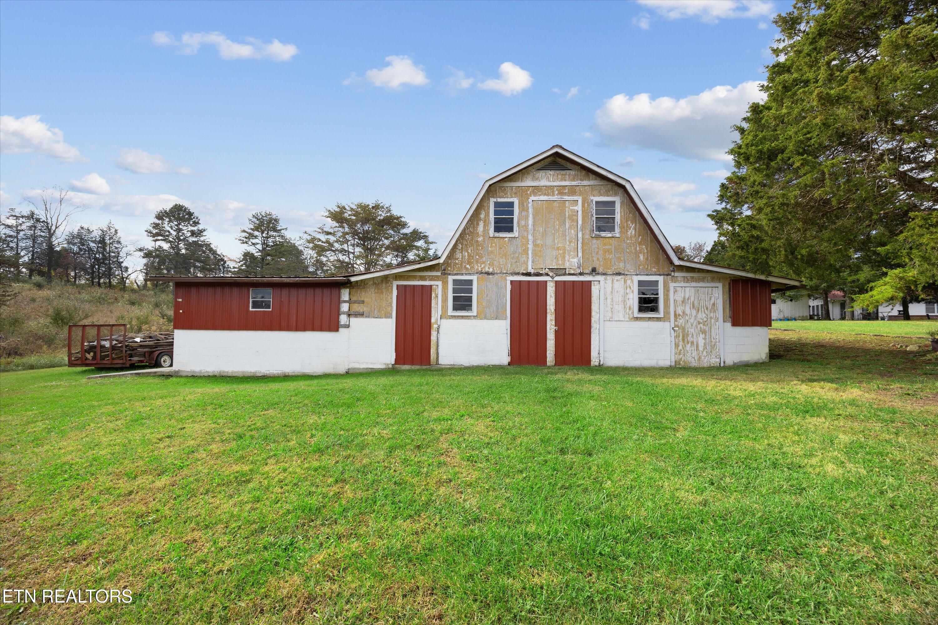 288 Forks Grove Rd, LaFollette