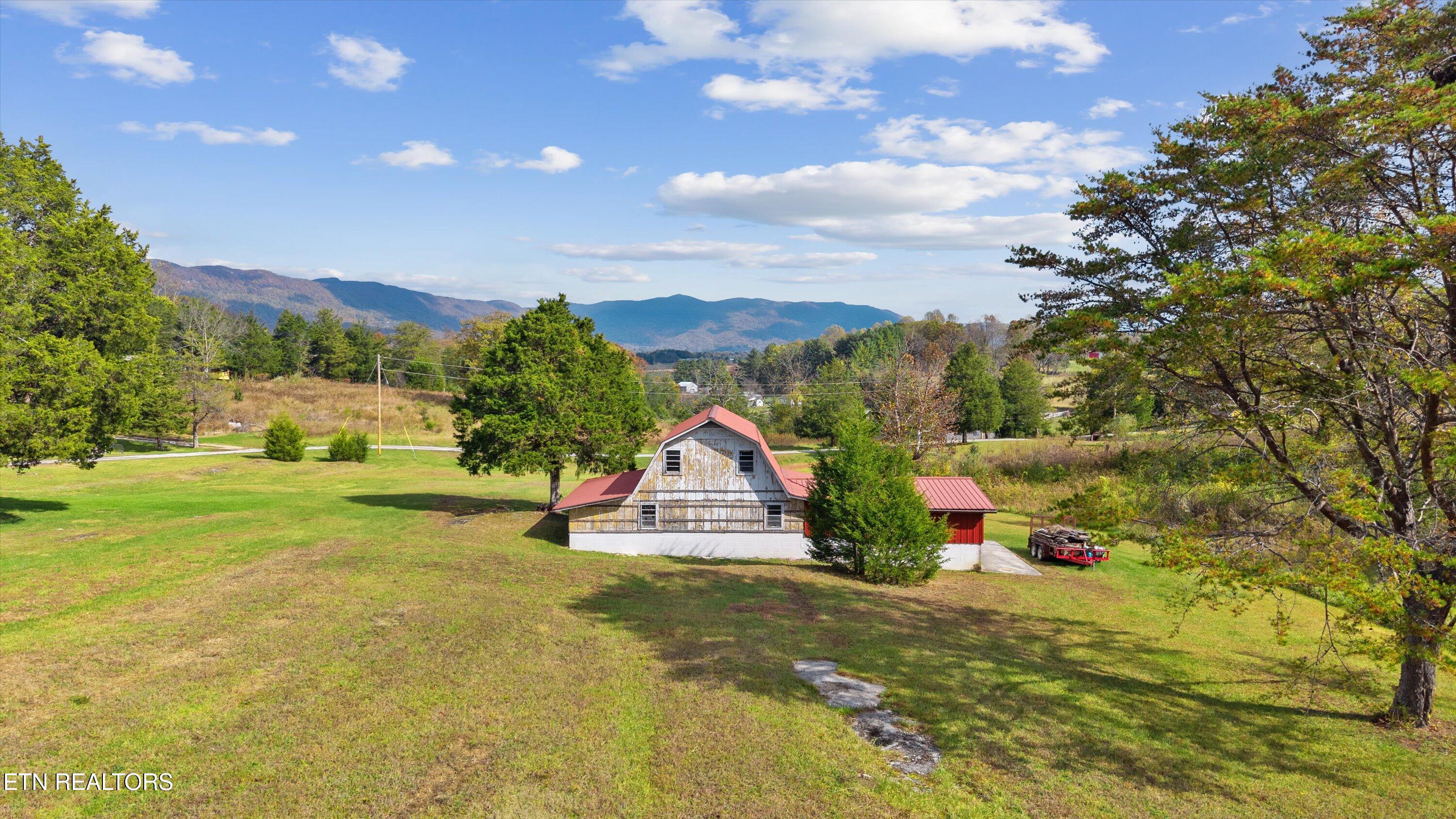 288 Forks Grove Rd, LaFollette