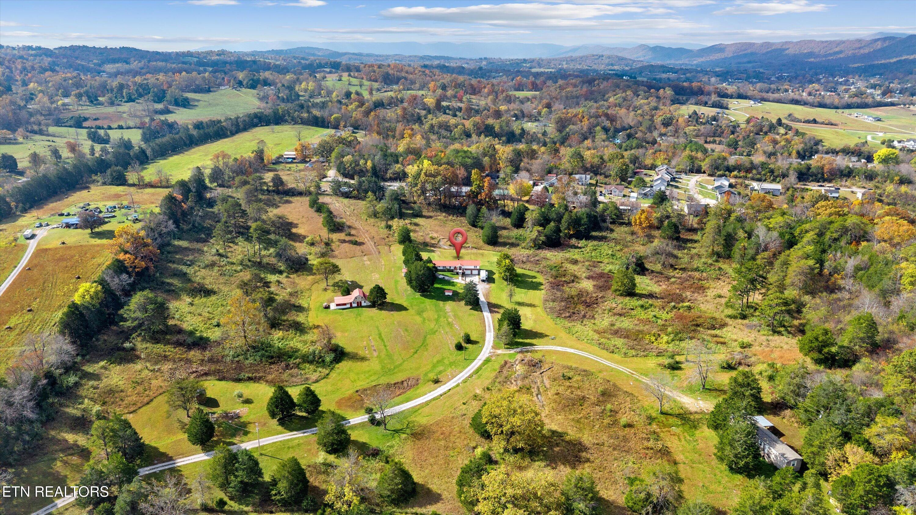 288 Forks Grove Rd, LaFollette