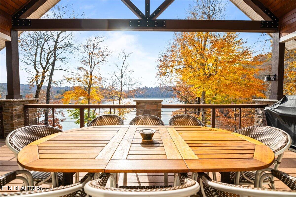 493 Bankwood Lane, LaFollette