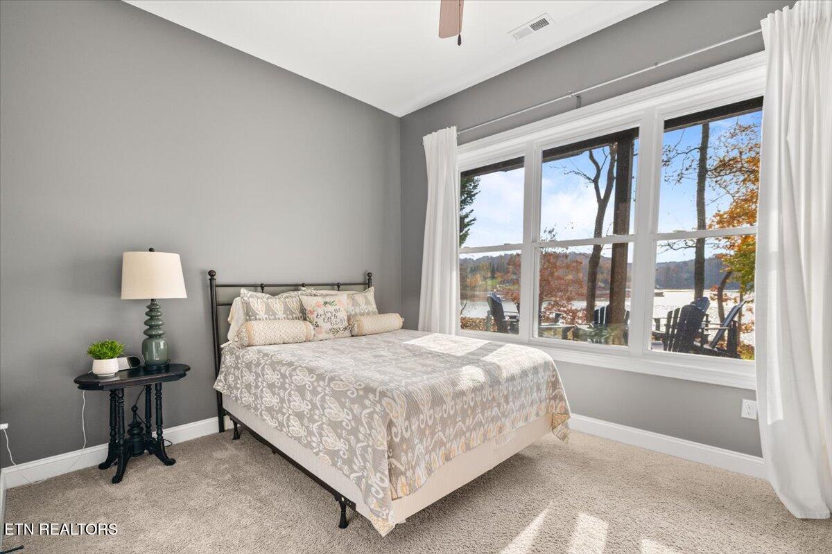 493 Bankwood Lane, LaFollette