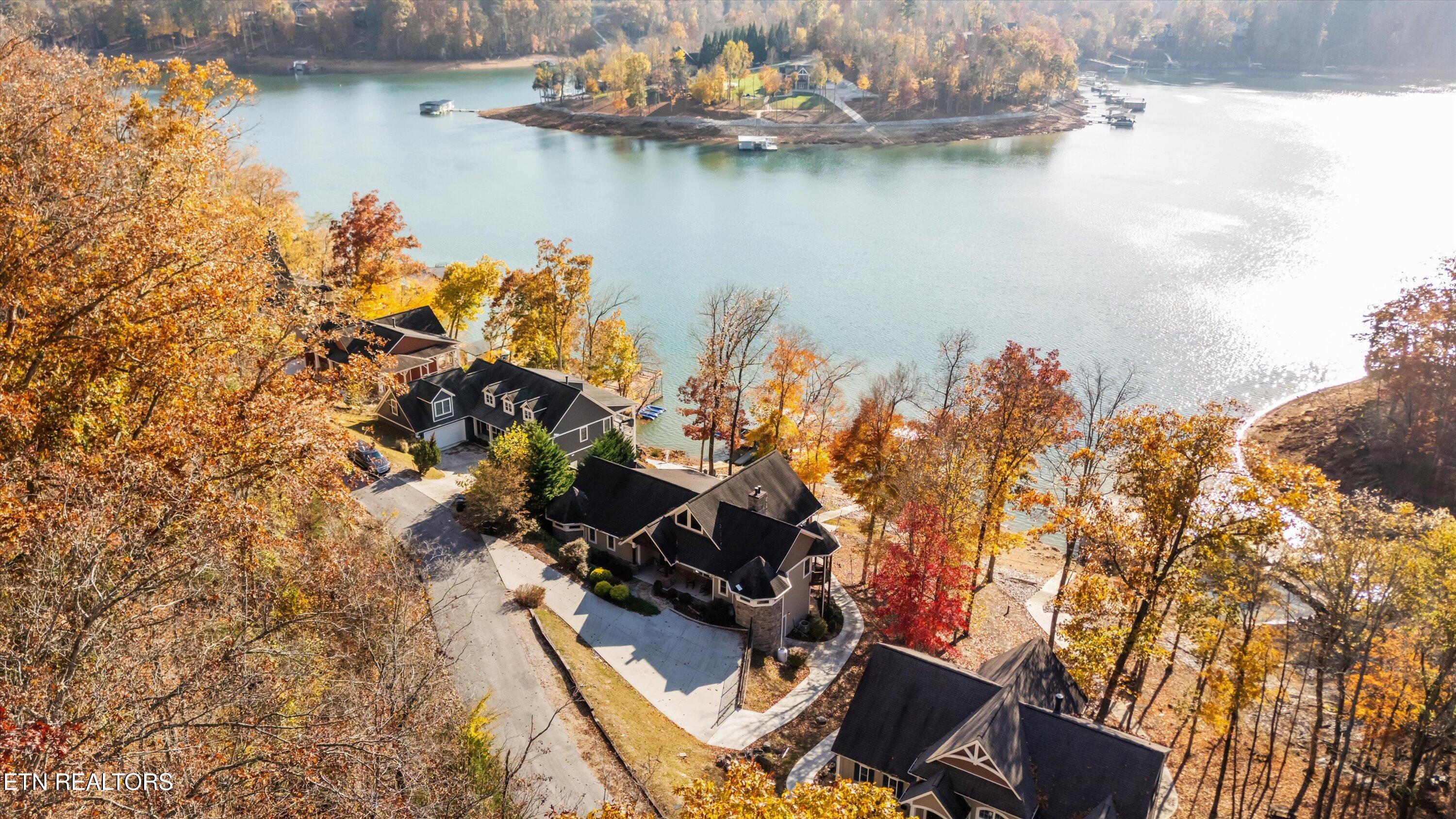 493 Bankwood Lane, LaFollette