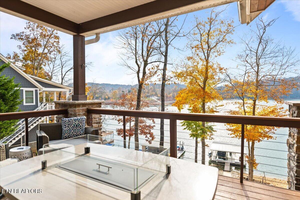 493 Bankwood Lane, LaFollette