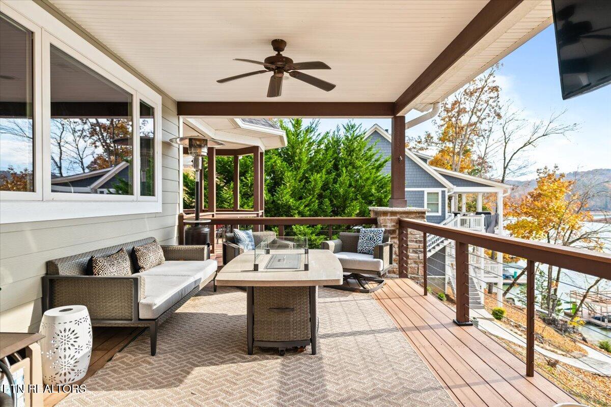 493 Bankwood Lane, LaFollette