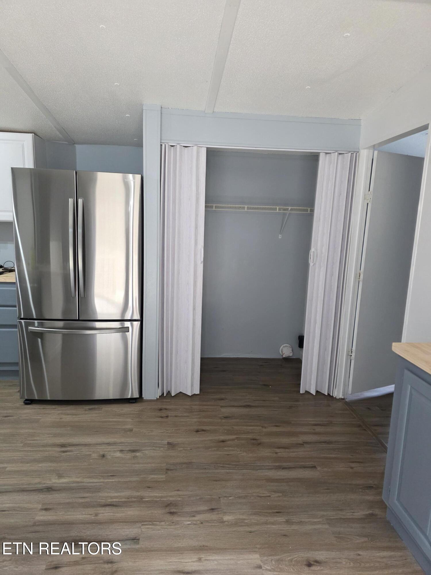 1288 Maiden Ln Lane
