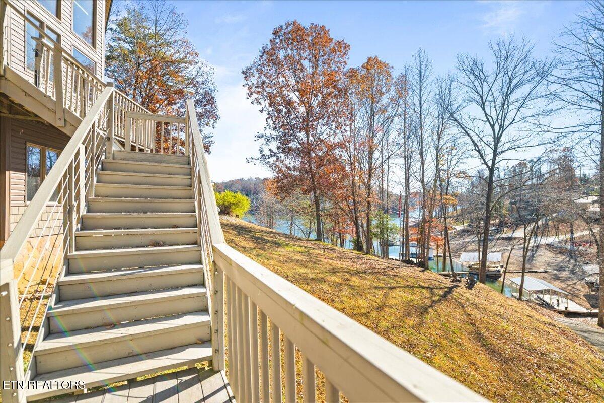 128 Fox Lane, LaFollette