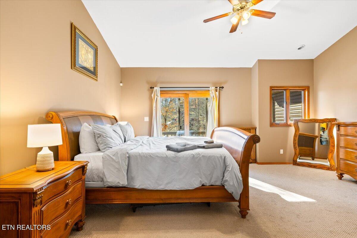 128 Fox Lane, LaFollette