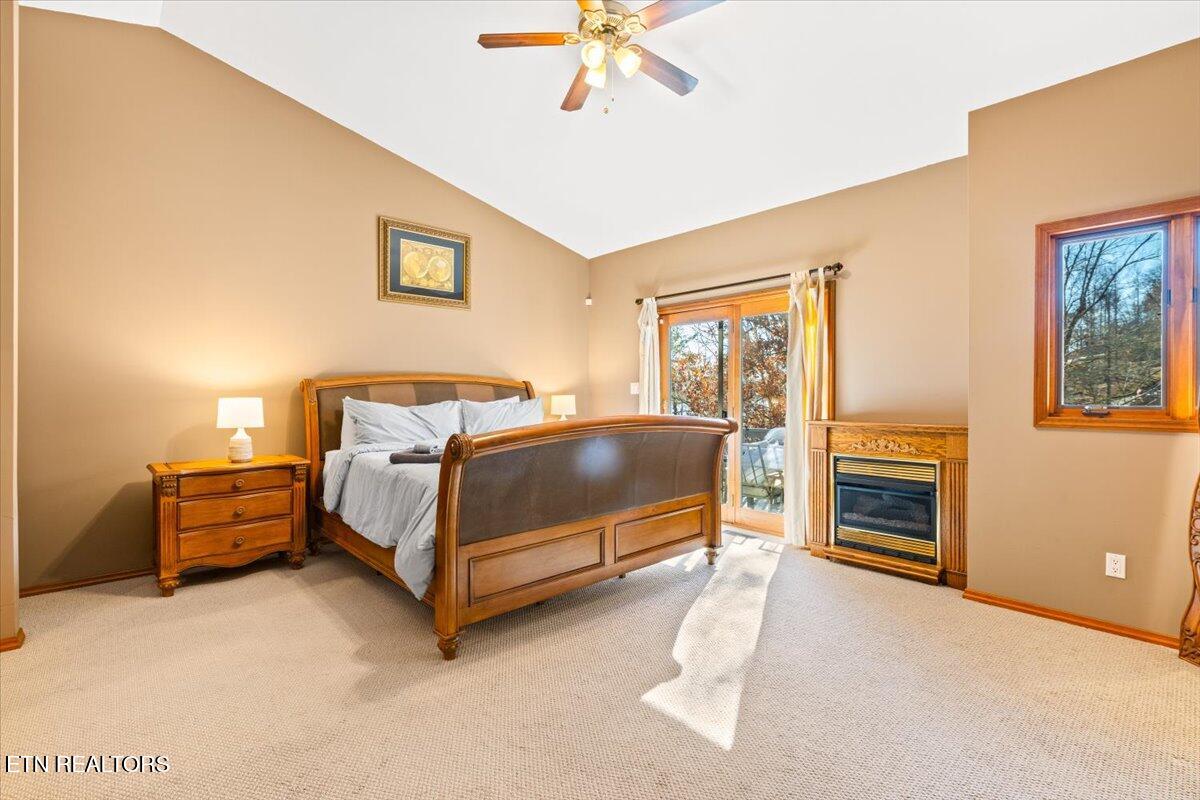 128 Fox Lane, LaFollette