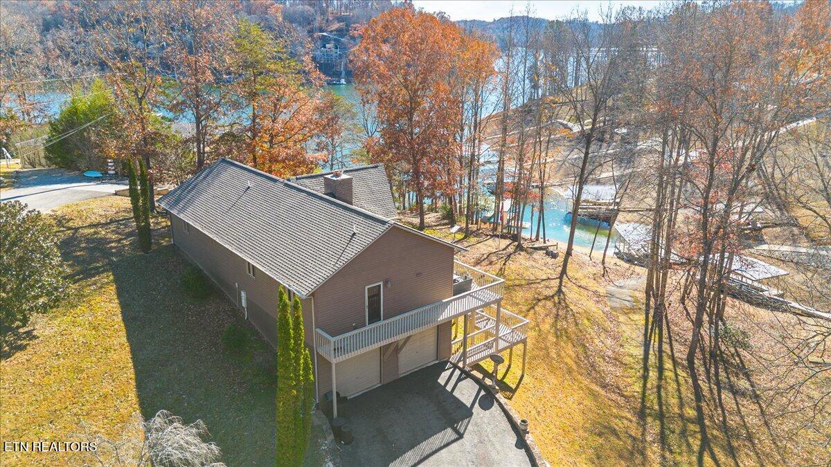 128 Fox Lane, LaFollette