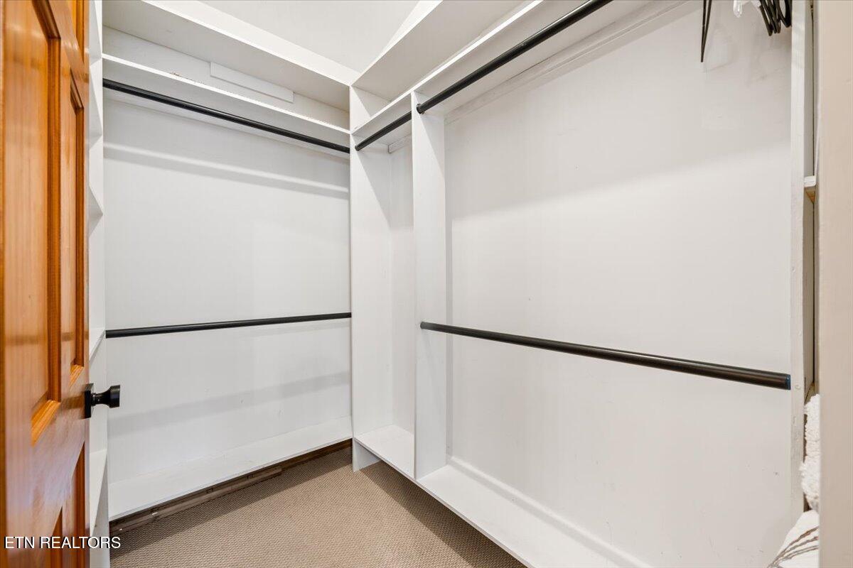 128 Fox Lane, LaFollette