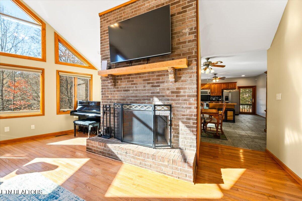 128 Fox Lane, LaFollette