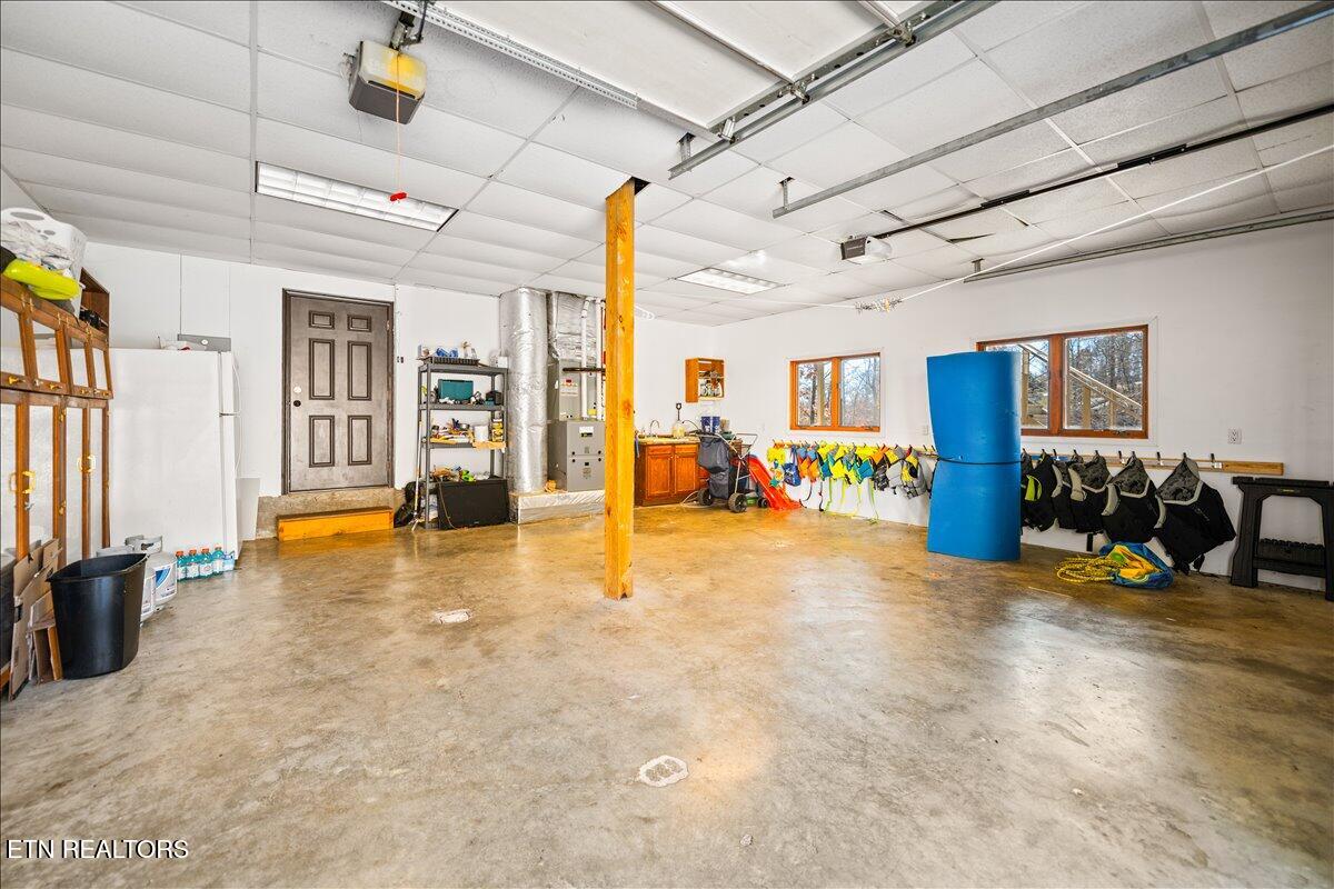 128 Fox Lane, LaFollette